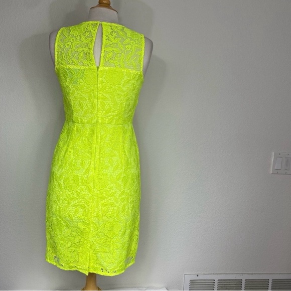 J. Crew Collection Neon Yellow Crochet Sleeveless Sheath Dress Size 4 Classic - Picture 2 of 16